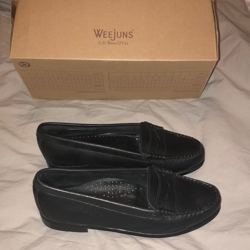 Never worn penny loafers:))